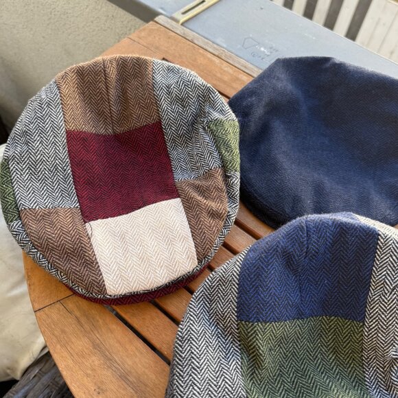 Set Of 4 Patchwork Tweed & Solid Flat Caps Hats Size Medium - Picture 2 of 7